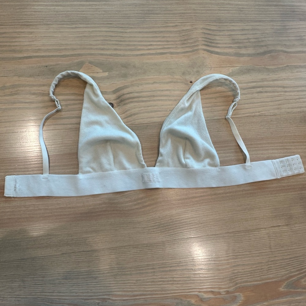 SKIMS White Triangle Bralette Intimates